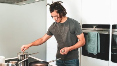 Dimmi Cosa Mangi – Samuel Guerra